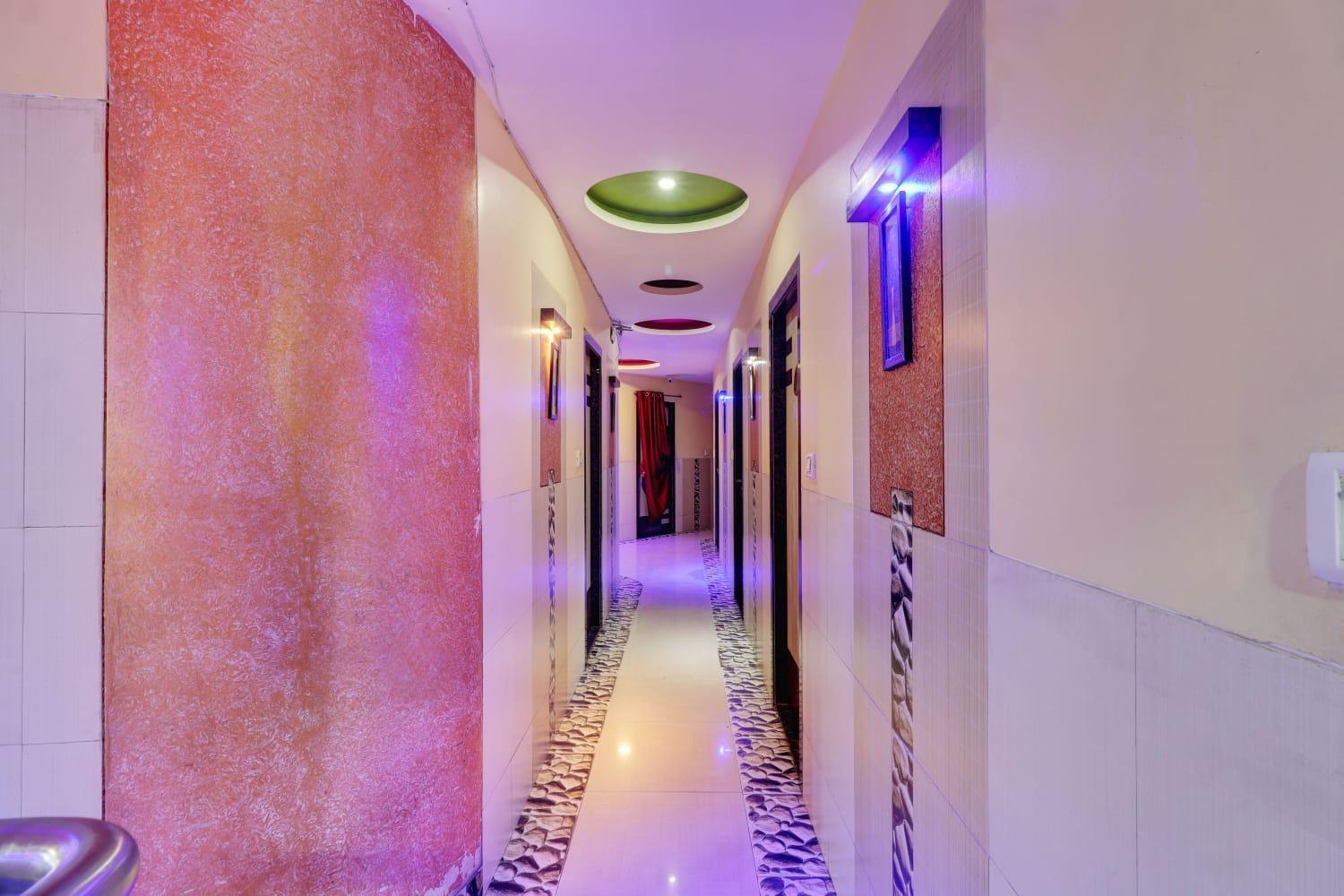 Hotel Icon International Airport Мумбай Екстериор снимка