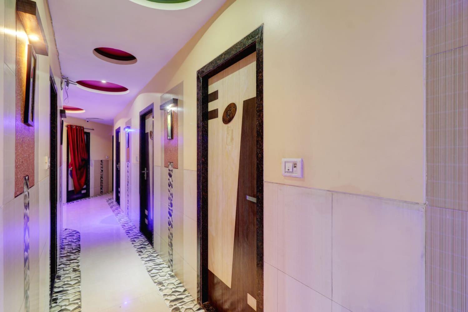 Hotel Icon International Airport Мумбай Екстериор снимка