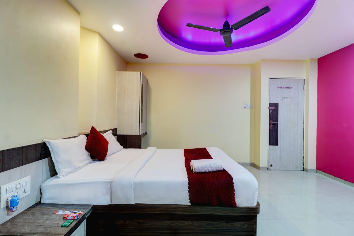 Hotel Icon International Airport Мумбай Екстериор снимка