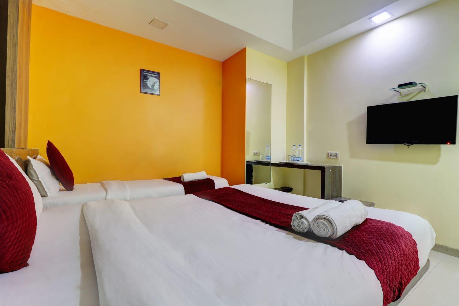 Hotel Icon International Airport Мумбай Екстериор снимка